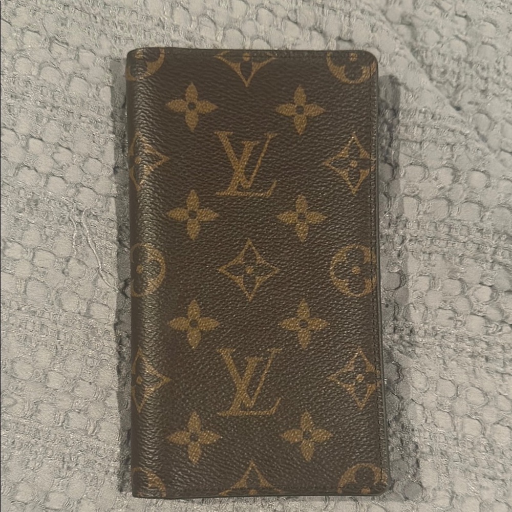Louis Vuitton Brown and Tan Monogram Card Holder